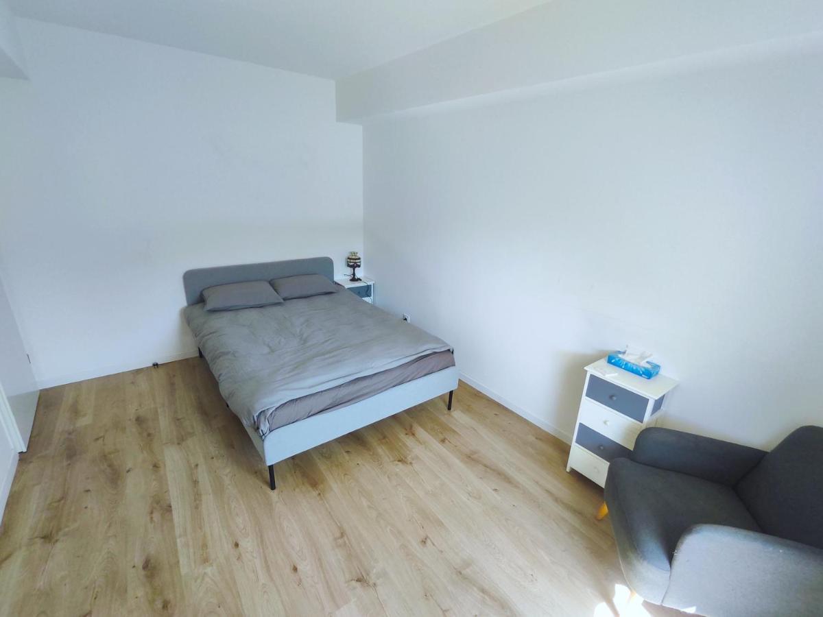 Cozy Sunshine Apartment With Balcony 4 Persons Max Ivry-sur-Seine Esterno foto