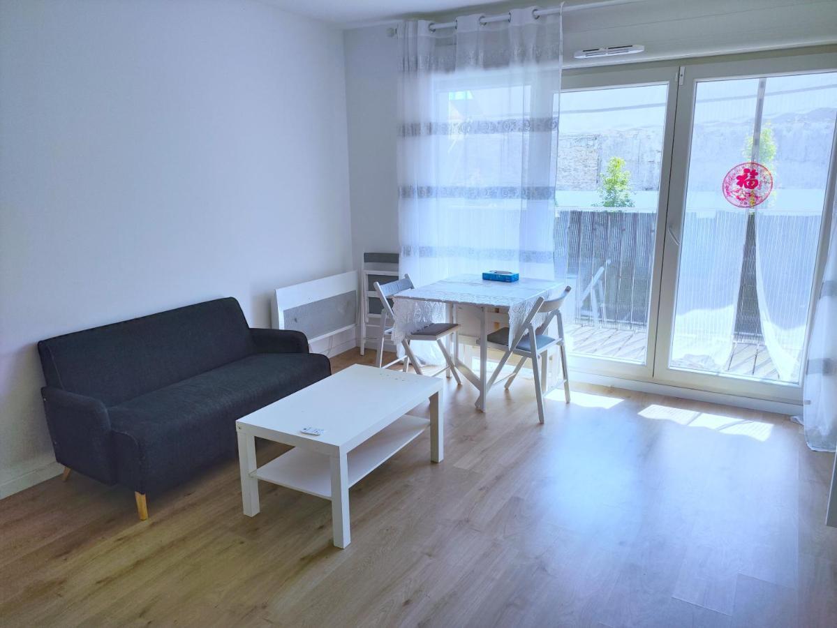 Cozy Sunshine Apartment With Balcony 4 Persons Max Ivry-sur-Seine Esterno foto